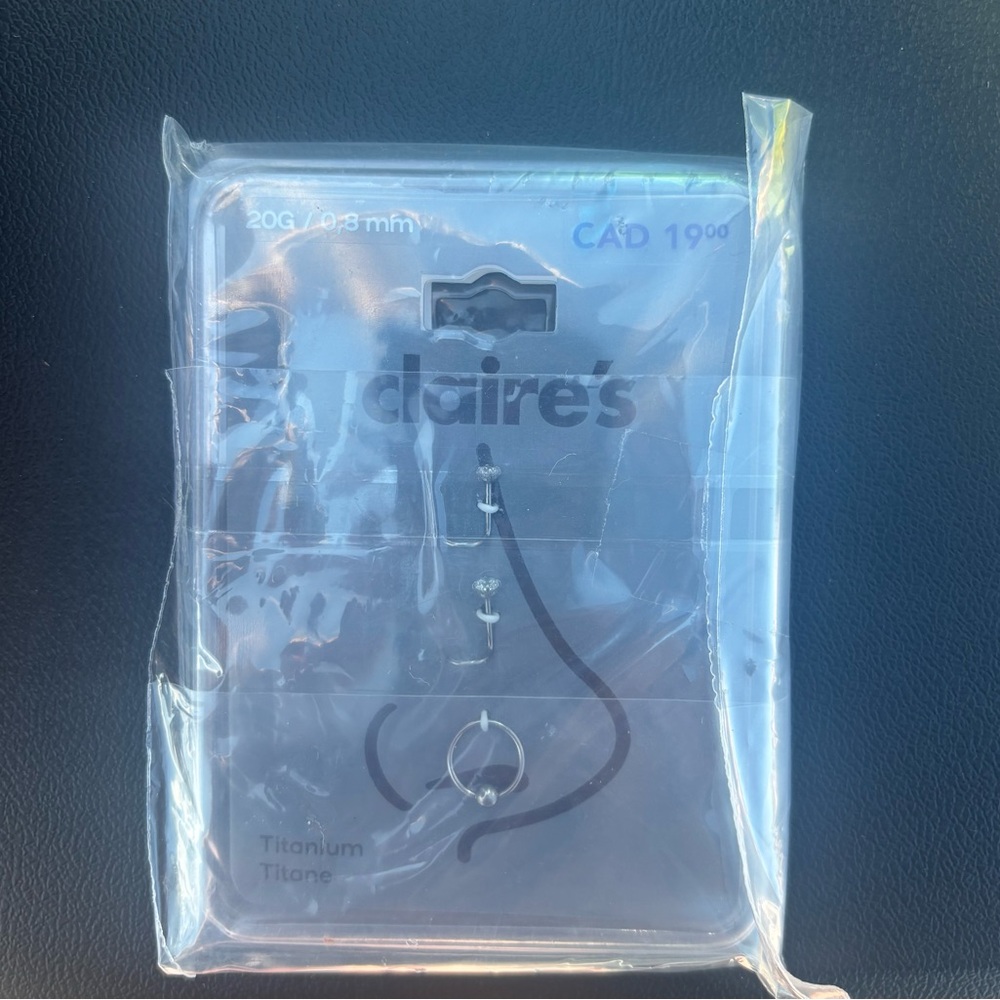 Claire's Silver Titanium Nose Stud Trio